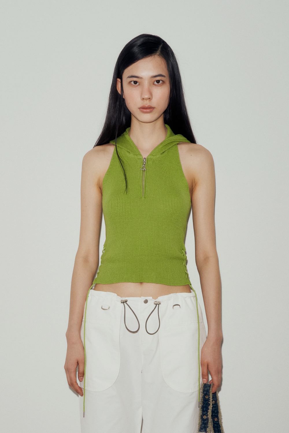 LACE-UP HALTER HOODED KNIT SLEEVELESS (GREEN)